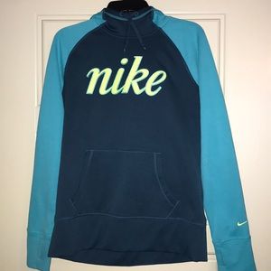 Nike thermafit hoodie